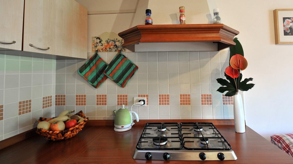 La Nicchia Apartment Tarzo Bagian luar foto