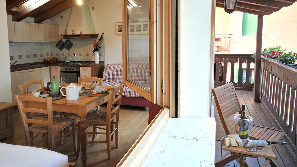 La Nicchia Apartment Tarzo Bagian luar foto