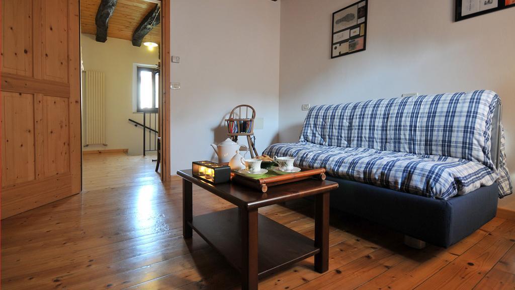 La Nicchia Apartment Tarzo Bagian luar foto